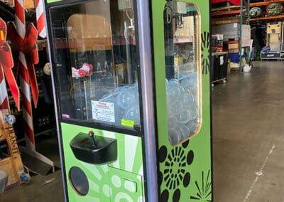 Blackthorn claw machine