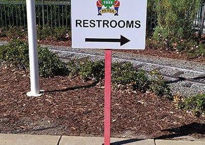 Nut Tree Plaza restrooms signage